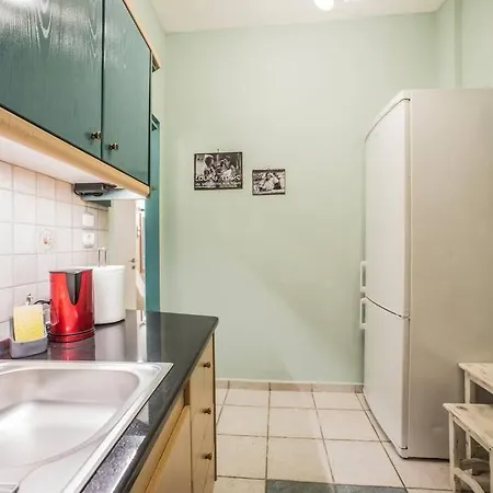 Apartment Athinas *